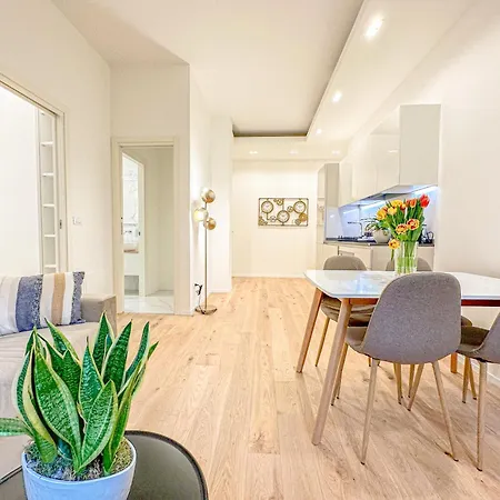 Banfi Luxury - Sauna & Jacuzzi Apartament Mediolan
